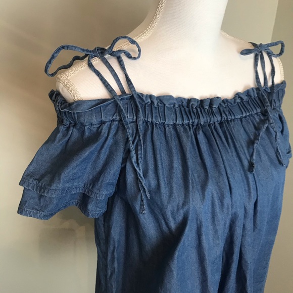 Loft Off Shoulder Denim Top - Picture 4 of 8